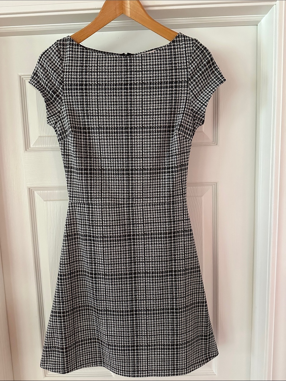 love...ady Black & White Houndstooth Fit-and-Flare Mini Dress
